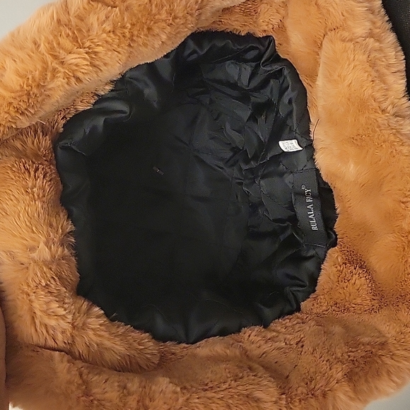 Fuzzy Bucket Hat - Picture 3 of 5